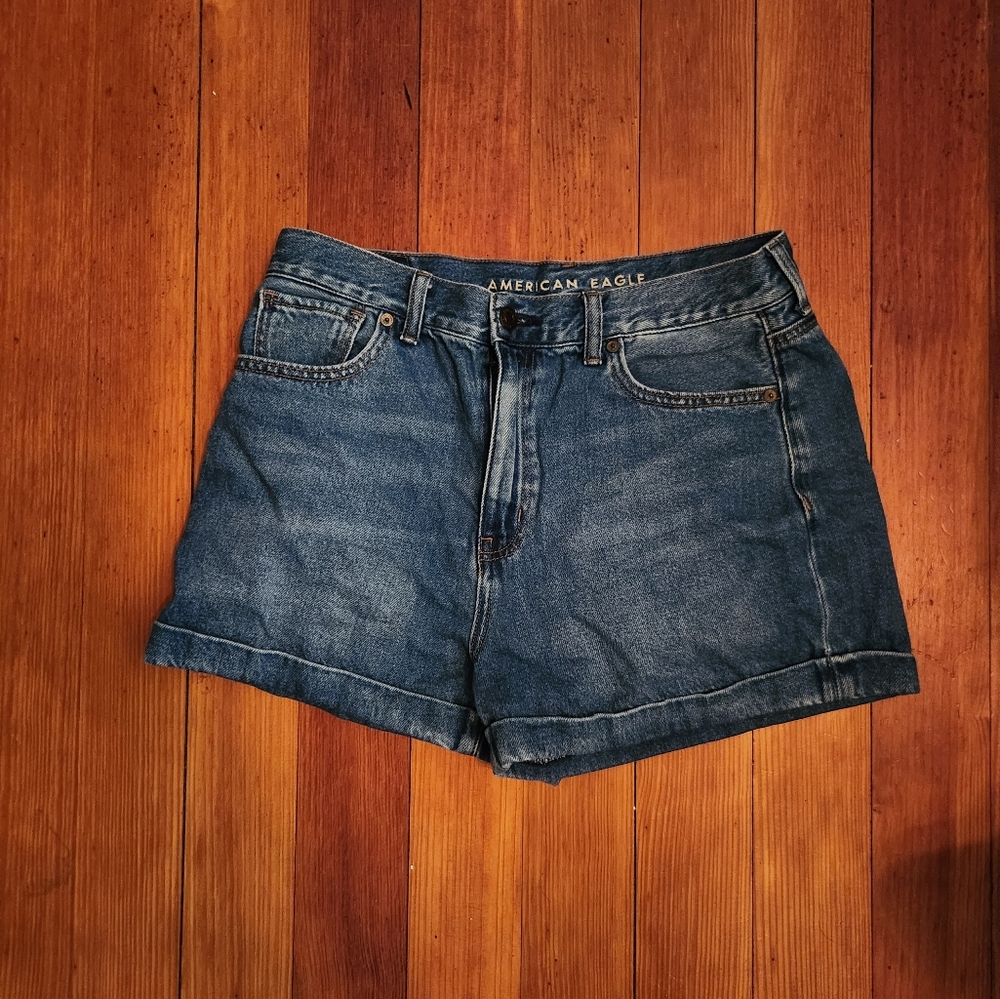 American Eagle Mom Shorts